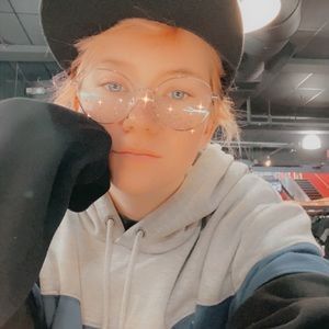 Meet your Posher, Lindsey